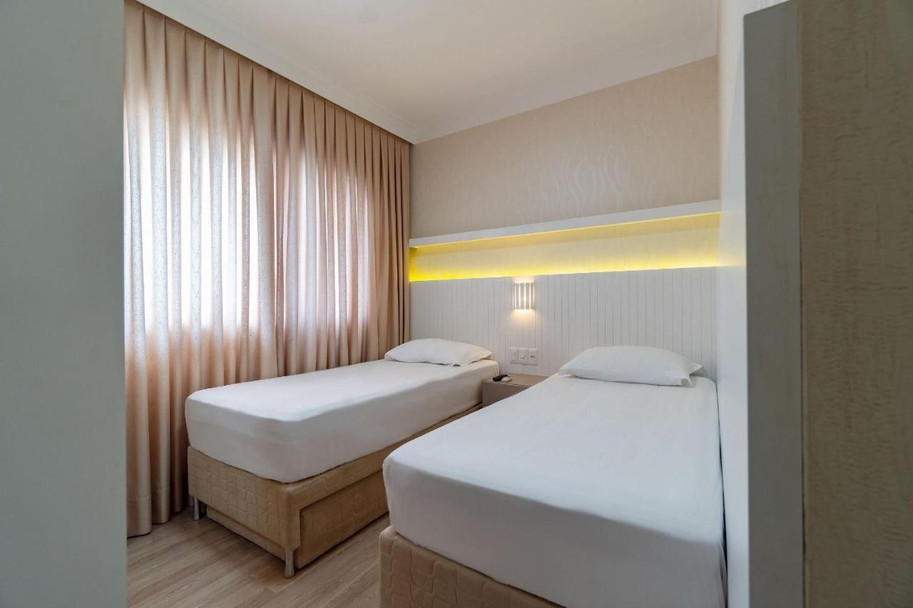 בומבינאס Varandas Do Atlantico - Apartamento Impecavel Em Condo Pe Na Areia מראה חיצוני תמונה